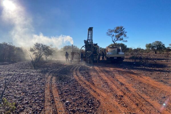 Drilling continues on high-priority targets across the Junction prospect at Peak Hill.